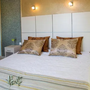 3* Отель Kaplanis House