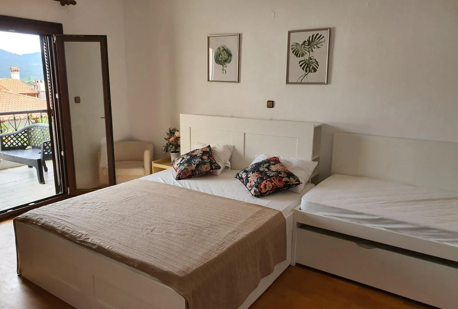 Sunrise Apartments Neos Marmaras Greece